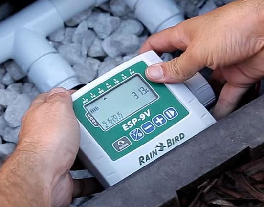 PROGRAMADOR A PILAS 1 ESTACIÓN ESP-9V CON SOLENOIDE - RAIN BIRD