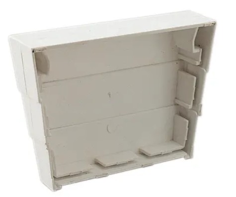 TAPA CANALÓN 26 RECTANGULAR BLANCO